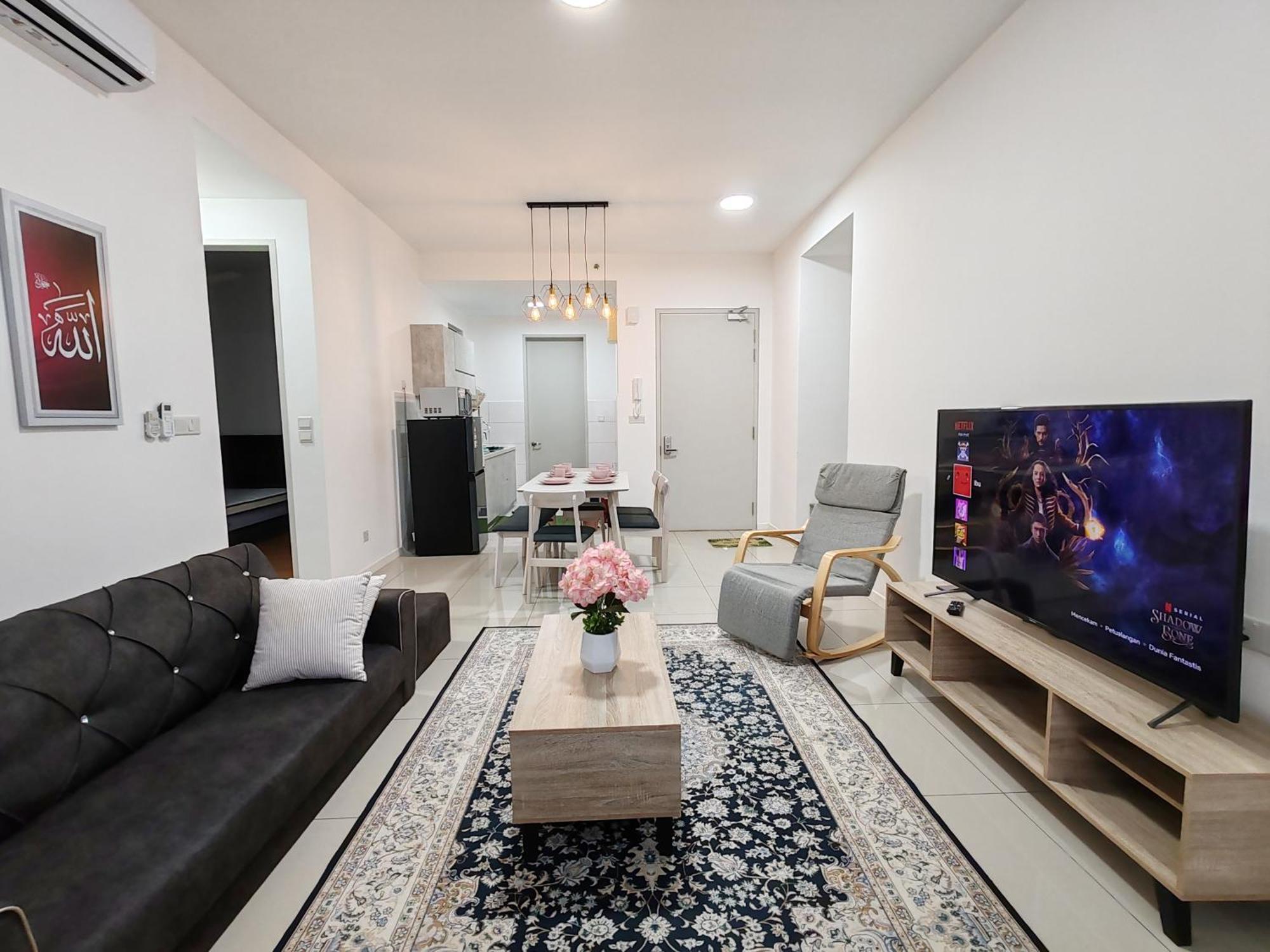 De Suria Ioi Apartment